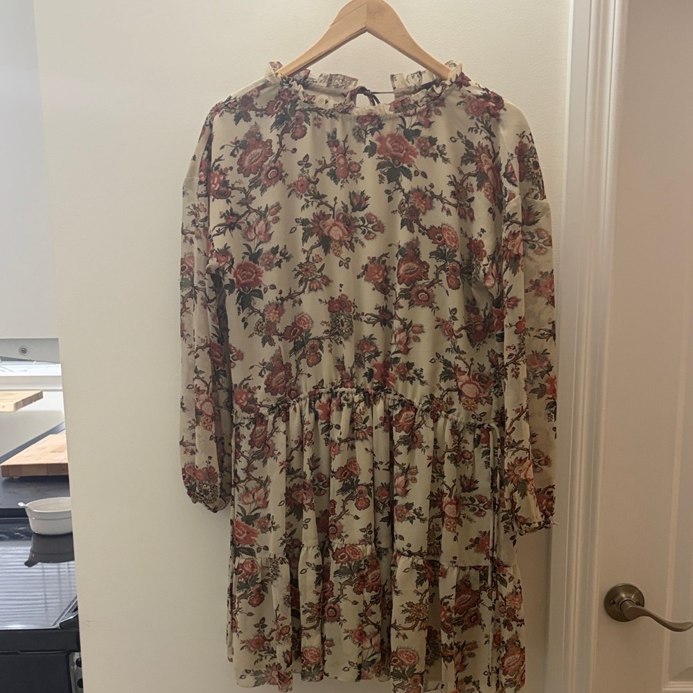 Wilfred Floral Long Sleeve Dress in Cream and Red